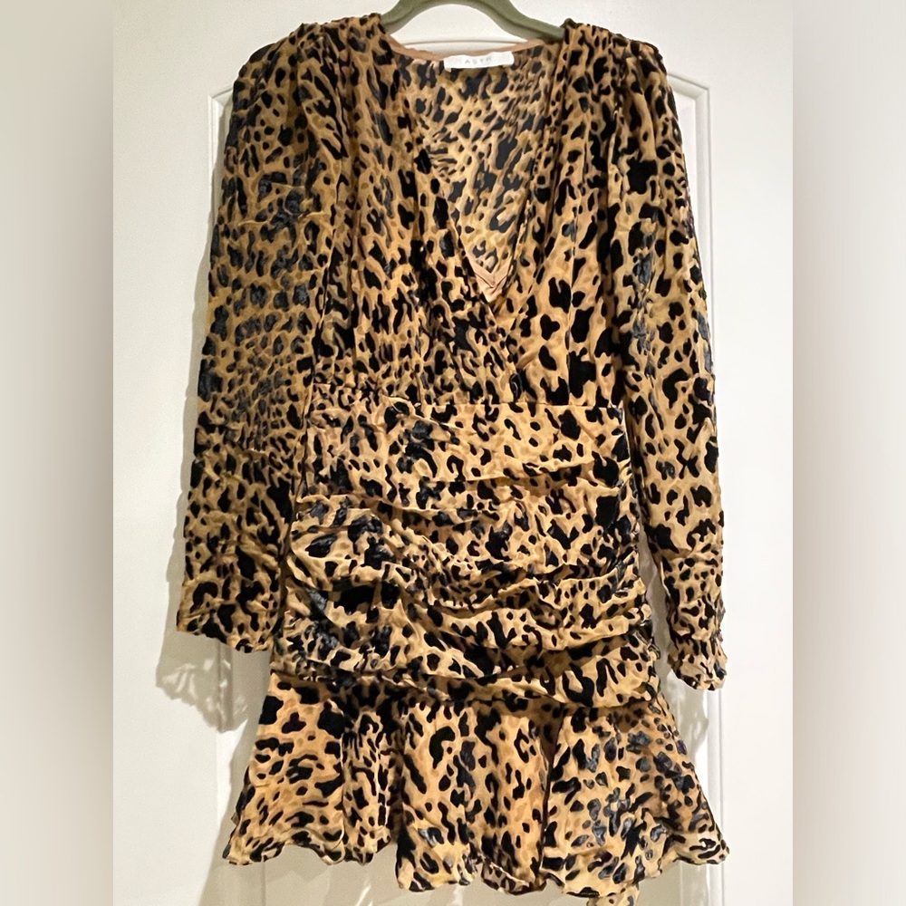 ASTR the label Leopard Pattern Dress